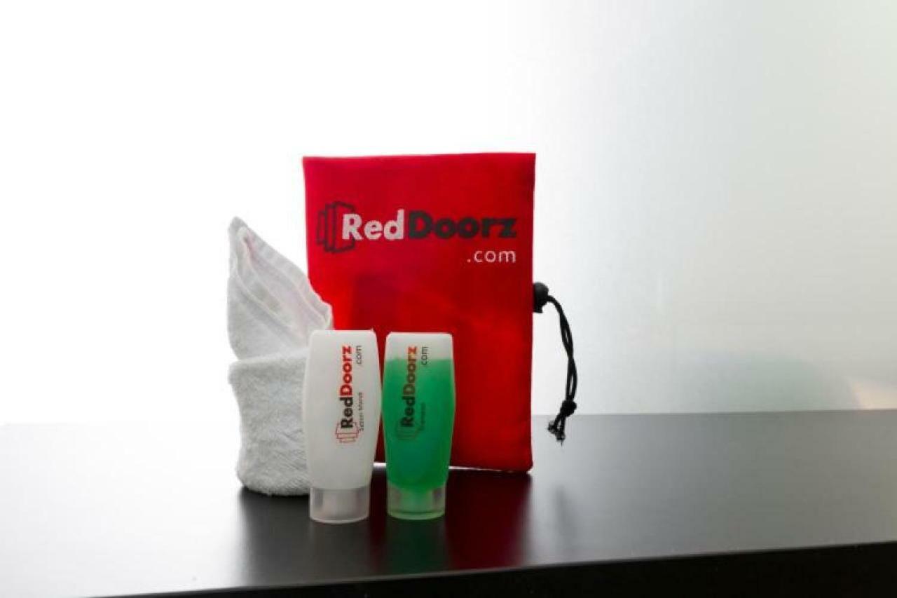 Reddoorz @ Jalan Pemuda Medan Exterior foto